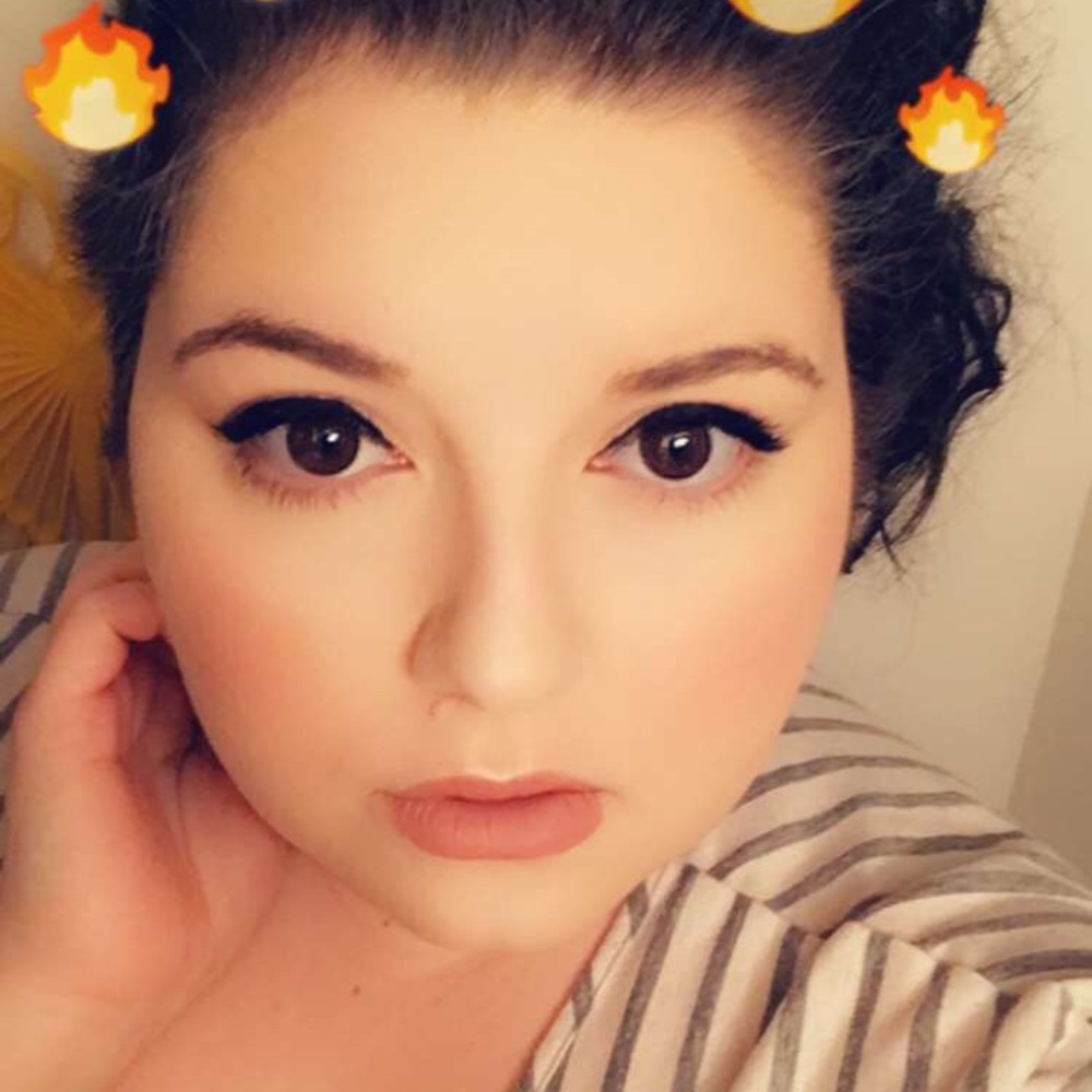 Meet your Posher, Julie